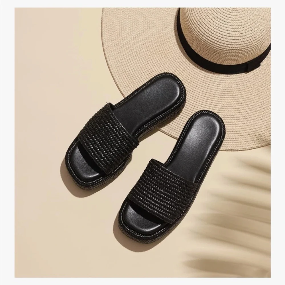 Vince elegant black